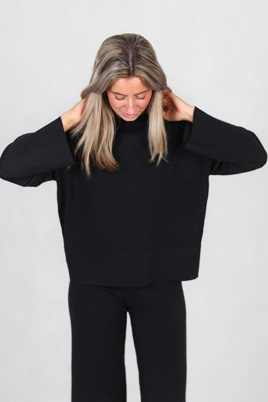 Klaer Moss | Odanna Rachelle Pullover Black