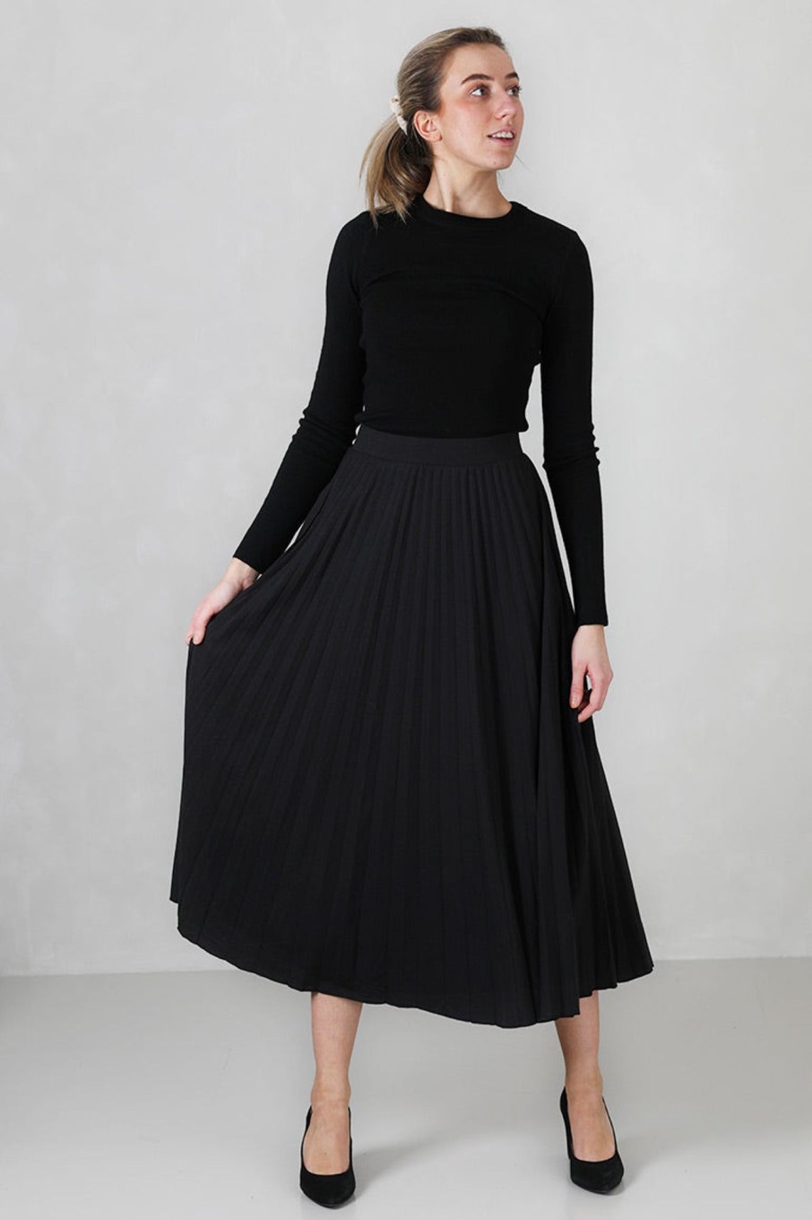 Klaer Moss | Erikke Skirt Black