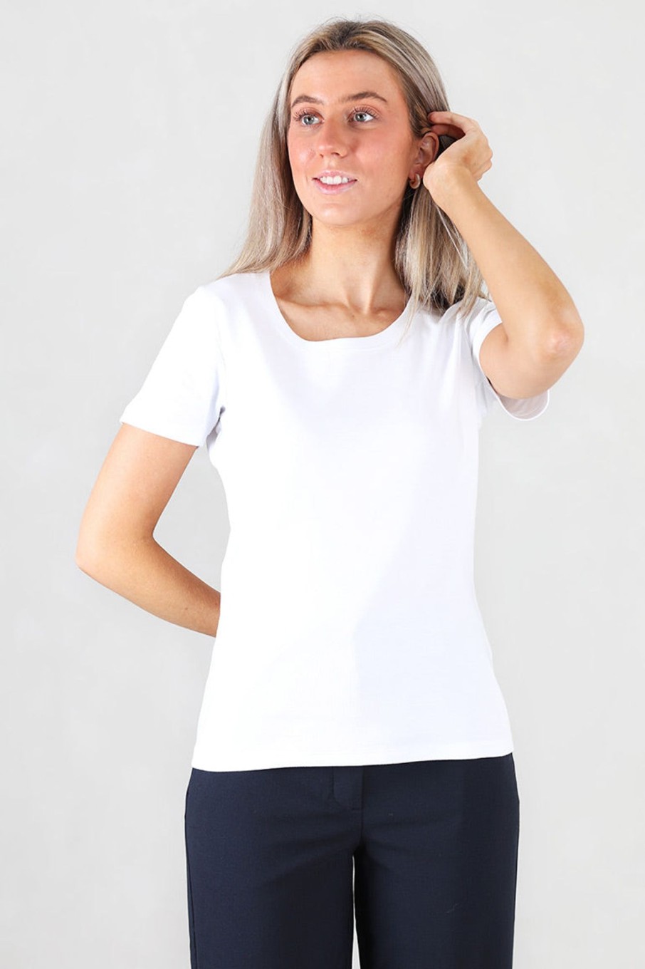 Klaer Julie Josephine | Ane Tee White