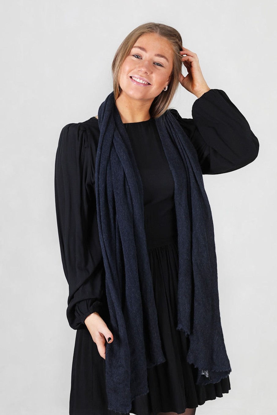 Tilbehor Natura Cashmere | Luxury Scarf Milano Navy