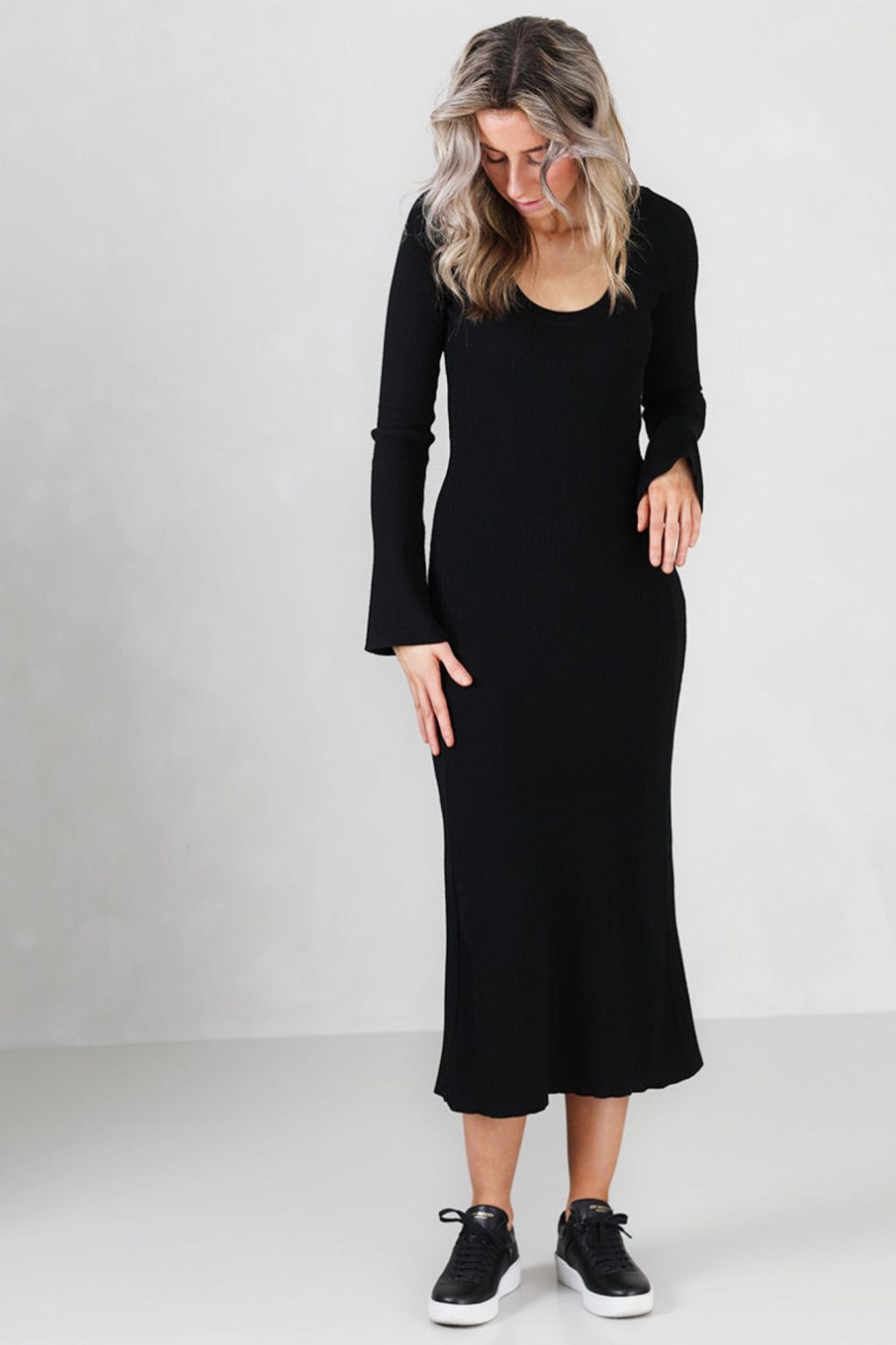 Klaer Norr | Sherry Flared Knit Dress Black