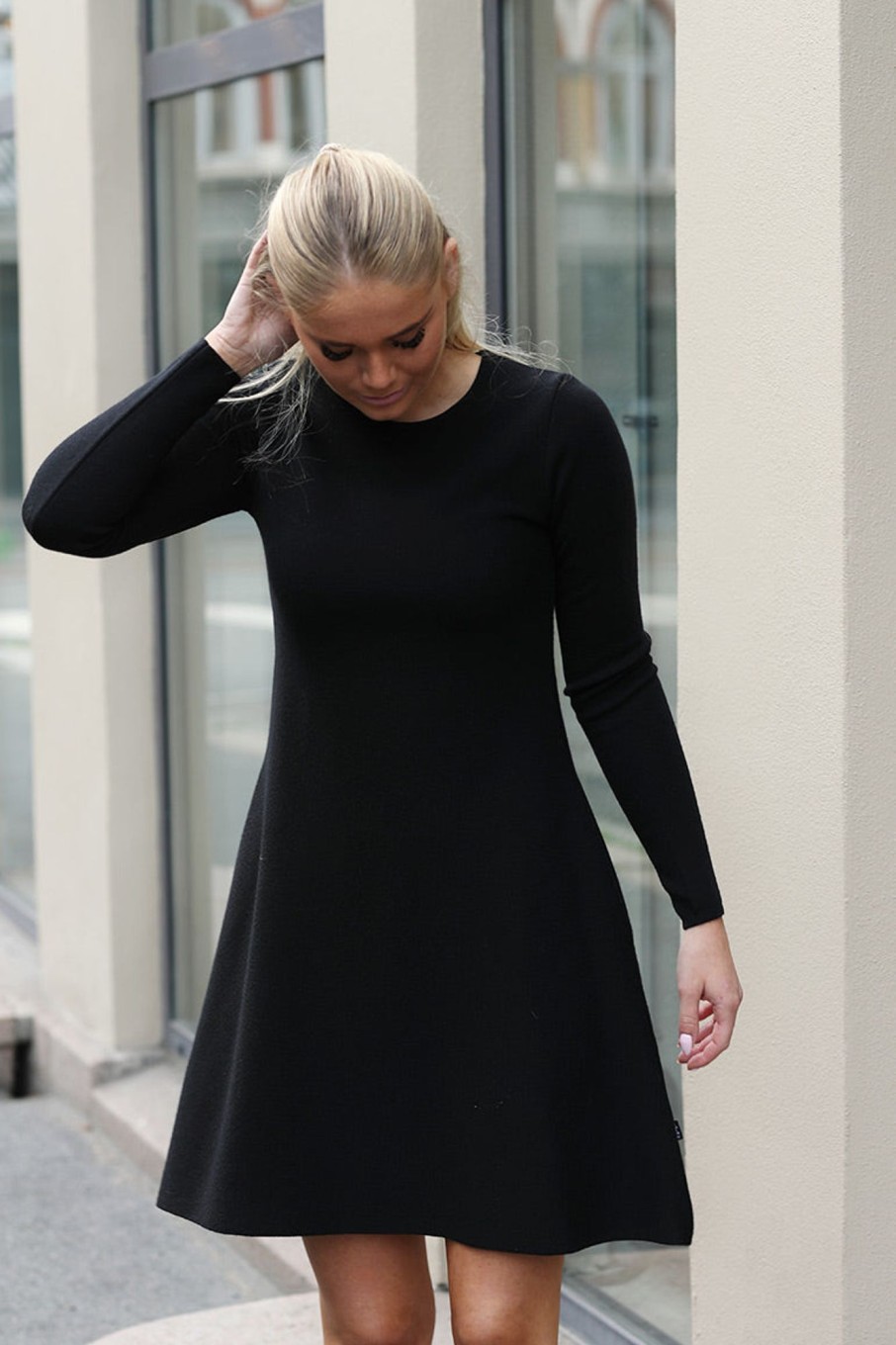 Klaer Ella u0026 il | Cecilie Merino Dress Black