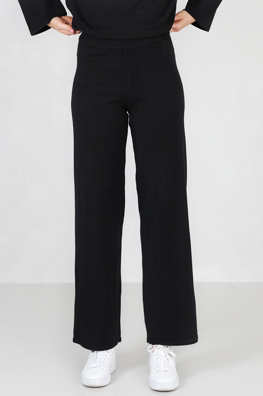 Klaer Moss | Odanna Rachelle Pant Black