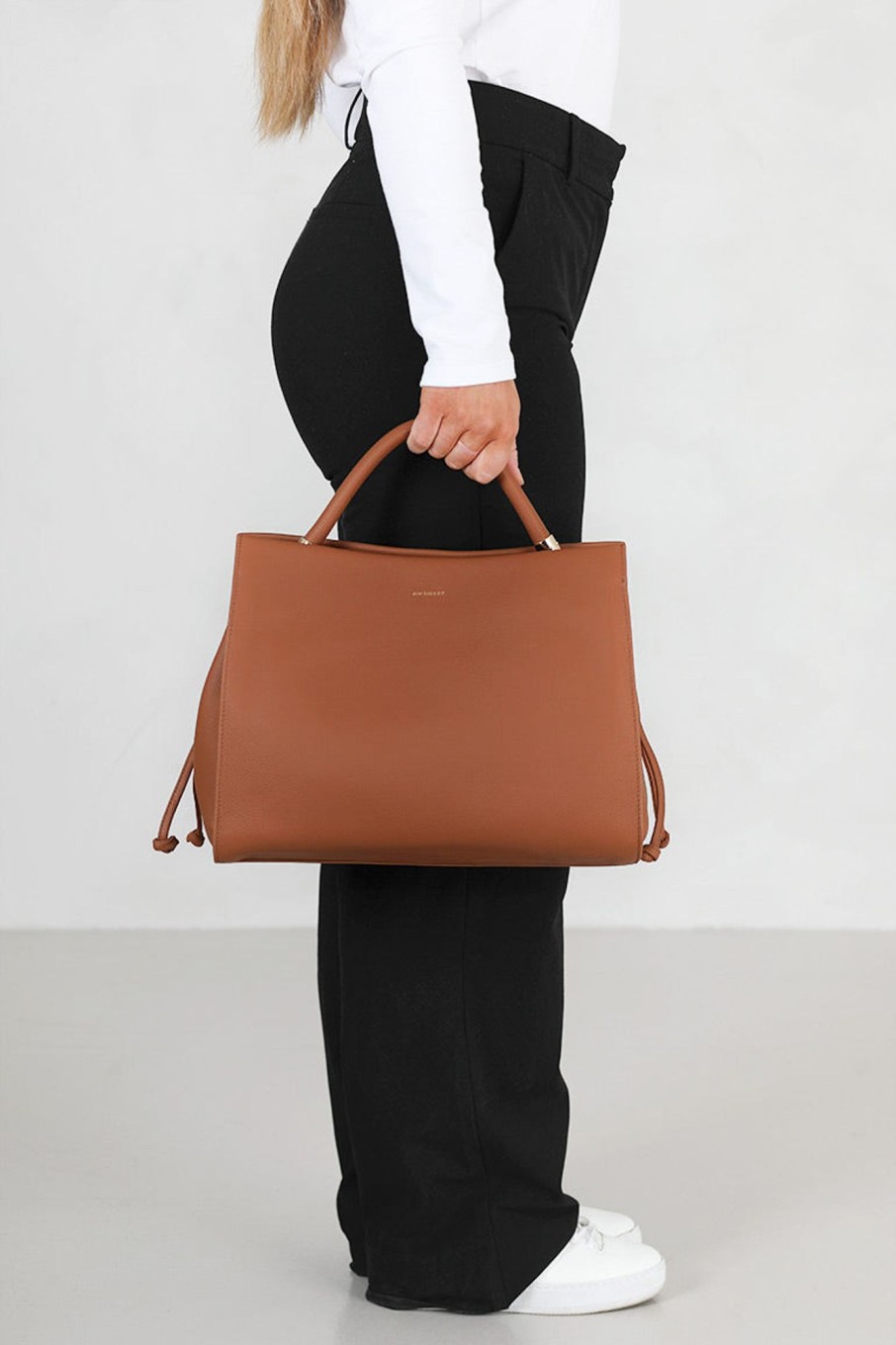 Tilbehor Jim RicWholesale | Bonnie M Leather Bag Cognac