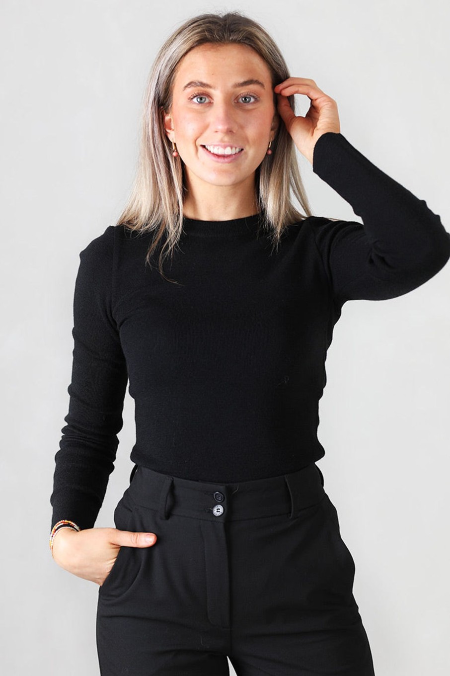 Klaer Ella u0026 il | Vibeke Merino Sweater Black